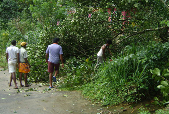 මධ්‍යම කඳුකරයේ කාළගුණය තවදුරටත් අයහපත්.