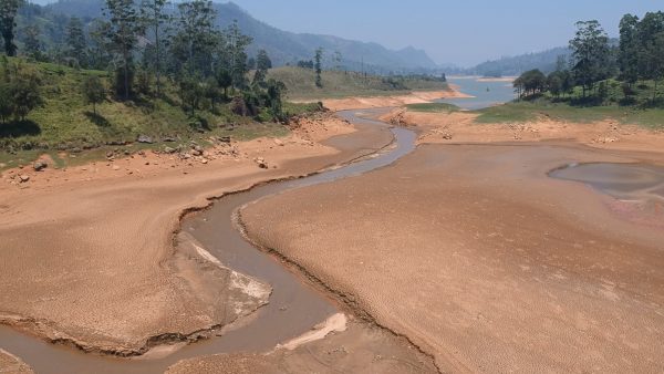 කාසල්රි ජලාශය (2)